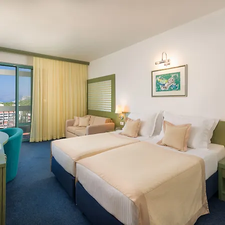 Places Dalmacija By Valamar Hotell 3*