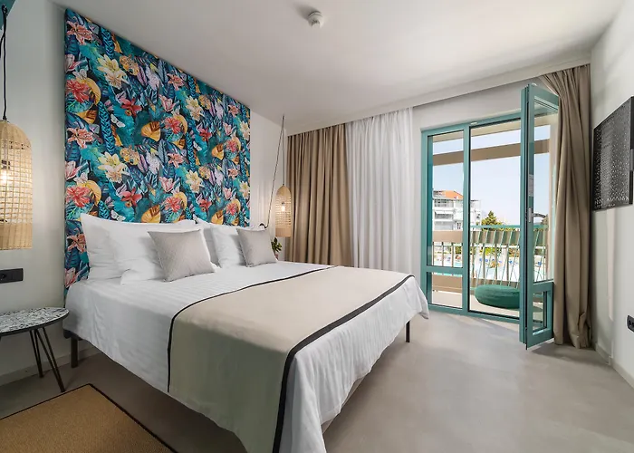 Places Dalmacija By Valamar Hotel 3*