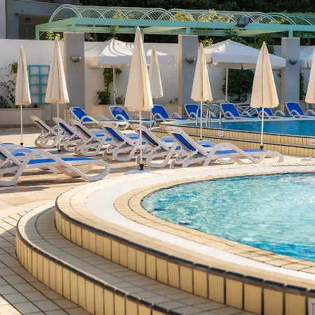 Готель Places Dalmacija By Valamar 3*