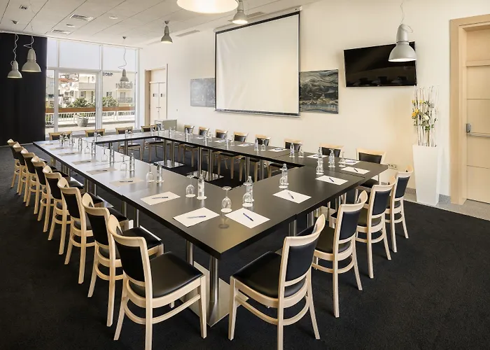 Places Dalmacija By Valamar Μακάρσκα