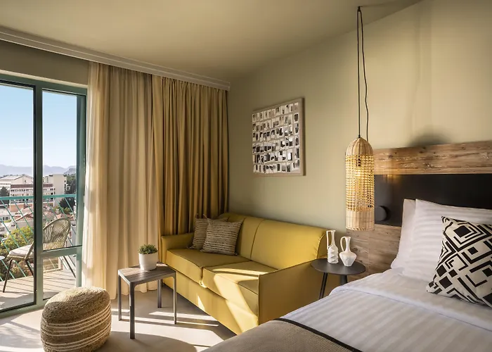 Places Dalmacija By Valamar Μακάρσκα