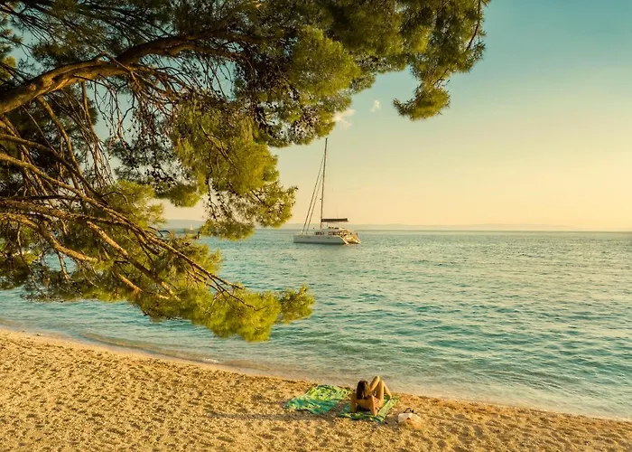 Places Dalmacija By Valamar Hotel Makarska